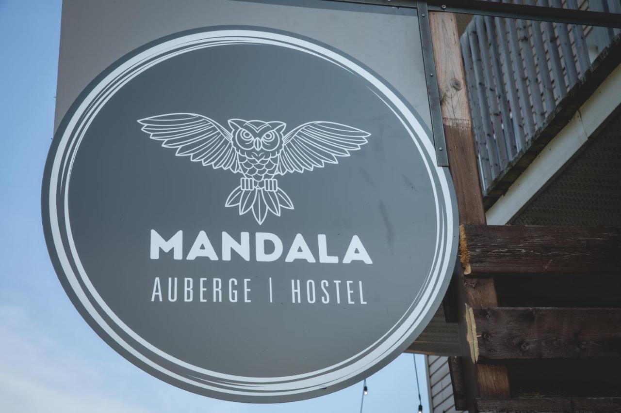 Auberge Mandala Saint Mathieu Du Parc Luaran gambar